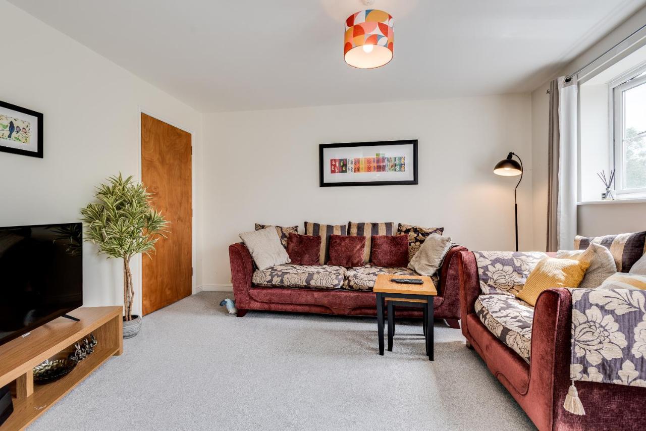 Modern 2 Bedroom Apartment In Popular Jericho !!! Oxford Ngoại thất bức ảnh