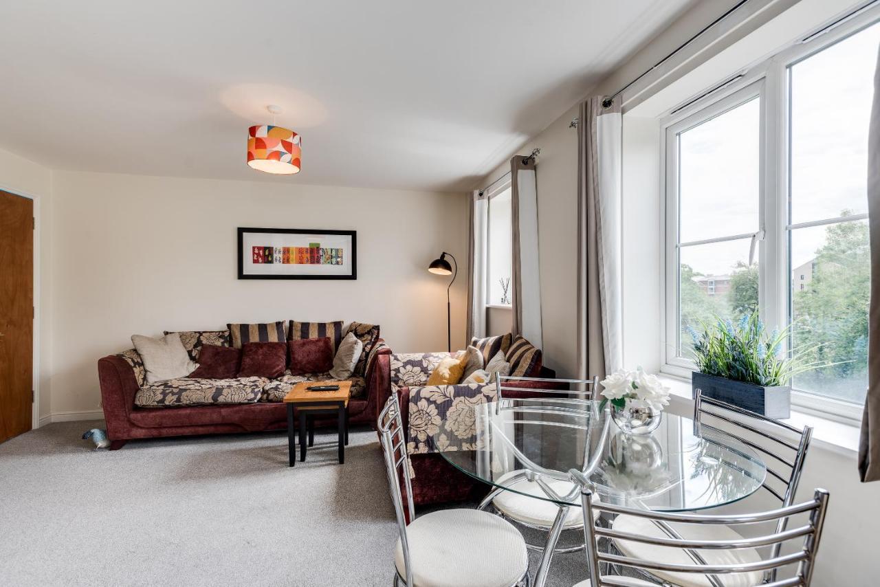 Modern 2 Bedroom Apartment In Popular Jericho !!! Oxford Ngoại thất bức ảnh